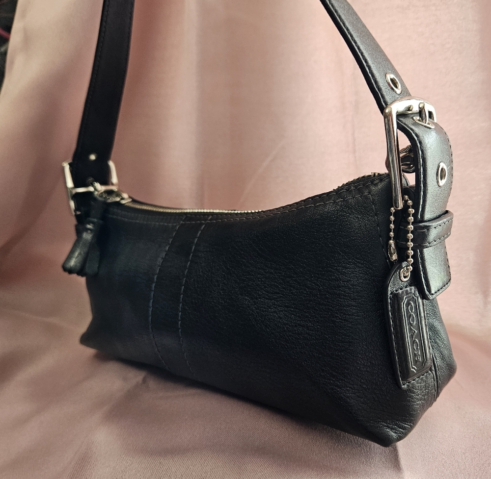 Vintage Leather COACH No. 7461 East West Mini Shoulder Bag Silver Buckle Accent